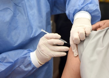 Argentina no llega a la cobertura recomendada en ninguna de las 32 vacunas del calendario