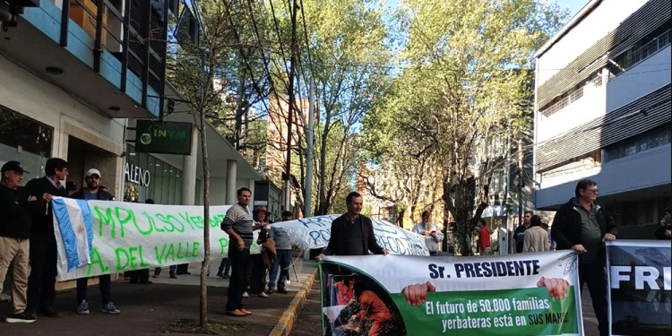 ¿CONTRADICCIÓN?. Los dirigentes acusan a la Nación de perjudicarlos pero las bases votaron a La Libertad Avanza.