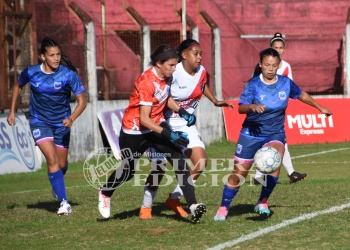 Regional Amateur femenino: Guaraní y Santa María igualaron en el encuentro de ida