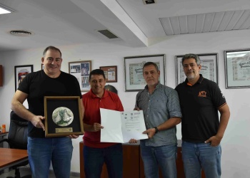 Los veteranos de rugby, con el apoyo de la Legislatura