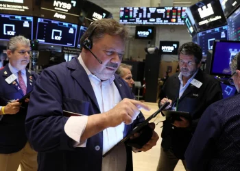 Por alza de bonos, el riesgo país perforó los 600 puntos: hasta dónde puede caer