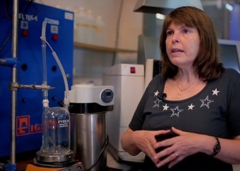 María Cristina Area, distinguida por su trayectoria en biorrefinería