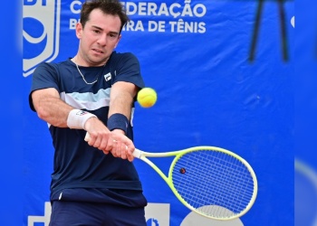 Ezequiel Monferrer no pudo en las semis del M15 de Criciúma