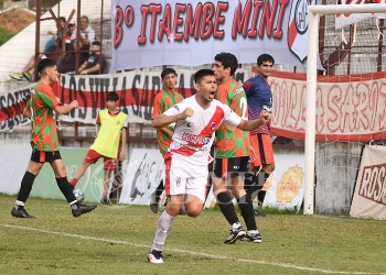 Torneo Regional Amateur: Guaraní reaccionó y se acomoda