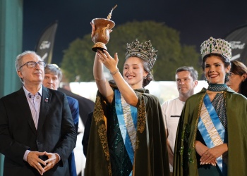 La 47ª Fiesta Nacional e Internacional de la Yerba Mate quedó oficialmente inaugurada en Apóstoles