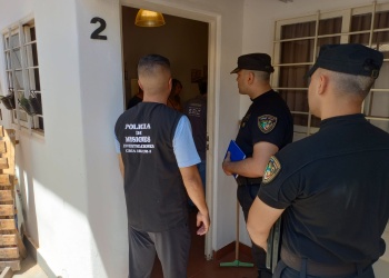 El contador de ARCA detenido por fotografiar a menores se negó a declarar y continuará detenido