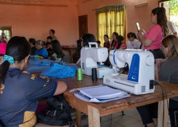 Cinco años de un modelo que transforma: menos asistencia y más autonomía familiar