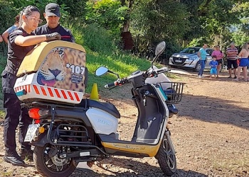 Dos enfermeros fueron asaltados a golpes y puñaladas a metros del Palacio de Justicia