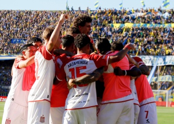 Campeón pinchado: Estudiantes dio el golpe ante a Rosario Central en el Gigante de Arroyito