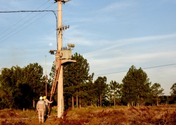 Aumenta la morosidad en el pago de la luz y se multiplican los cortes