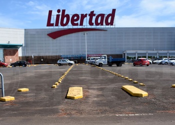 Aumentan los despidos en los comercios de Posadas y preocupa el receso de verano