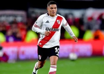 Juan Fernando Quintero palpitó el Superclásico: “Es el momento para dar el golpe en la mesa”