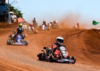 Karting terrado: emociones al por mayor en la tierra, con campeones anticipados