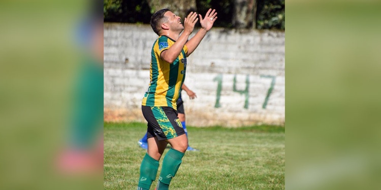 POR EL MILAGRO. El Auriverde necesita ganar los dos partidos que le quedan.