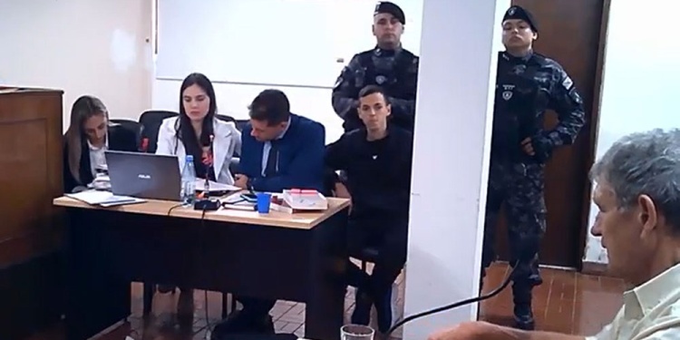 TESTIMONIO. El exmarido de Faustina Antúnez declara ante la atenta mirada del único imputado por el matricidio.
