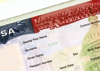 Nueva barrera para la visa estadounidense: Trump habilita “carga pública” por razones de salud