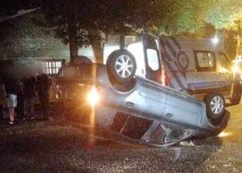 Un hombre de 73 años resultó herido tras despiste y vuelco en Oberá