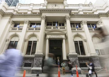 El Banco Central modificará las bandas de flotación del dólar a partir de enero: se actualizarán por inflación