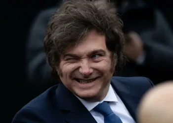 Milei agasaja a su gabinete este lunes con un asado en Olivos