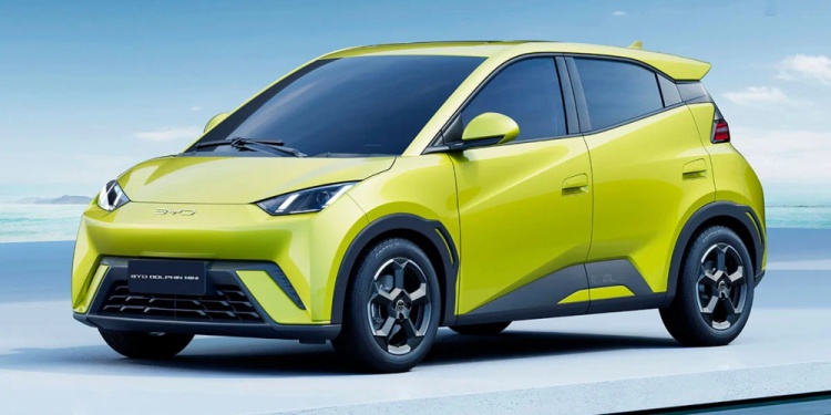 BYD DOLPHIN MINI. Gran parte de los autos importados eléctricos son de origen chino.