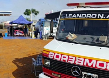 Convenio de padrinazgo de los Bomberos de Leandro N. Alem