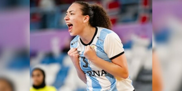 SIEMPRE CON LA ALBICELESTE. Mara es parte del seleccionado Junior.