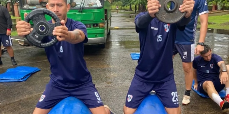 SIN DESCANSO. La Franja continúa con los entrenamientos pese al receso.