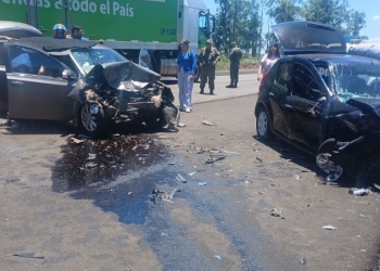 Choque frontal en la ruta 105 dejó dos mujeres gravemente heridas