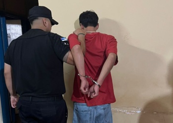 Apóstoles: alcoholizado quiso seguir festejando la Navidad, causó disturbios y terminó detenido