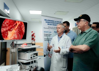 El Hospital Favaloro incorporó equipamiento para cirugías ginecológicas y laparoscópicas