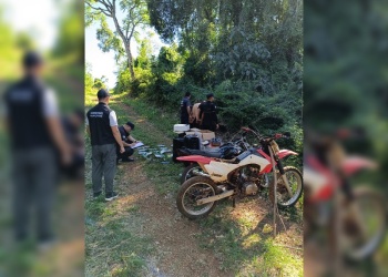 San Vicente: en un rápido operativo recuperaron computadoras robadas de una escuela y detuvieron a dos jóvenes