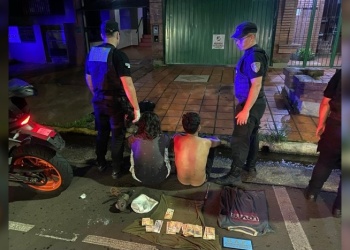 Barreteros robaron, se escaparon en taxi, pero las cámaras lo registraron y fueron detenidos