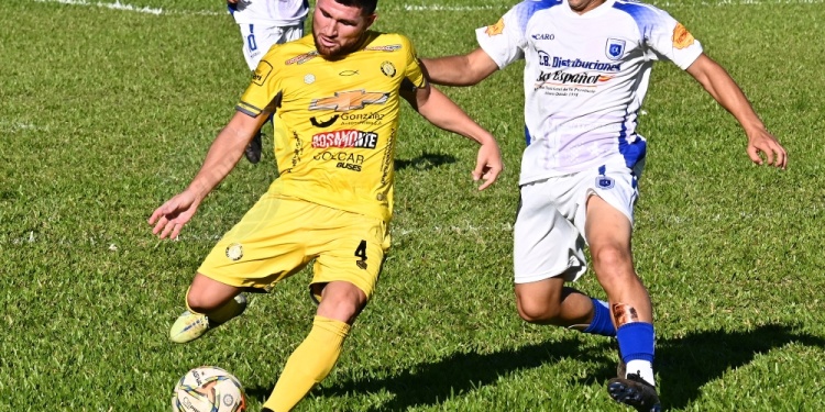 ETAPA DE DEFINICIONES. La Liga busca al nuevo campeón posadeño.