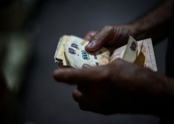 El estrés económico no cede: la UCA revela que afecta al 46,8% del país