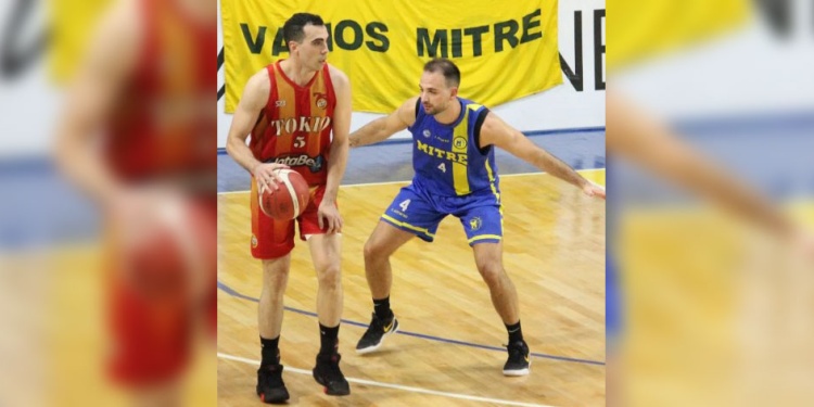 PRIMER JUEGO. Mitre tiene la ventaja en la serie. Hoy se juega el segundo.