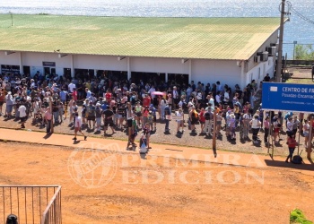 Movimiento sostenido en el puente Posadas–Encarnación en la previa de Navidad