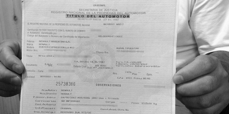 CHAU PAPEL. El tìtulo automotor deberá acreditarse a través del Registro Único Virtual (RUV).