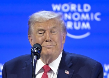Trump reclamó en Davos “negociaciones inmediatas” para comprar Groenlandia
