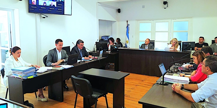 TOCF DE SALTA. El 19 de diciembre se inició el debate con siete acusados de transportar cargamentos de cocaína en camionetas desde Salta hasta Misiones.