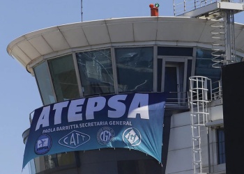 Vence la conciliación con los controladores aéreos y crece el riesgo de paros