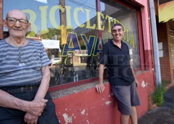 Florentino “Tino” Ayala: el hombre que nunca se bajó de la bicicleta