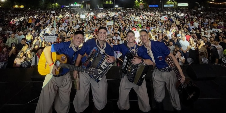 DE PRÍNCIPES A REYES. El conjunto misionero fue distinguido como Revelación de la Fiesta del Chamamé en Corrientes.