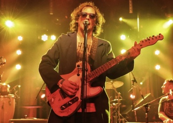 Felipe Barrozo abre su gira por el Litoral con un show en Posadas