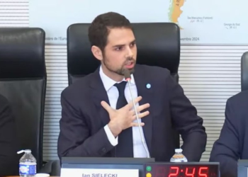 El gesto del embajador argentino en Francia por Malvinas que se volvió viral