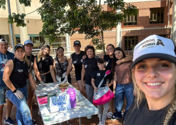 Desde el Mercado Central al hospital y los barrios: una familia misionera que transforma frutas en solidaridad
