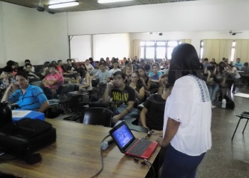 El salario docente universitario cayó un 12,7% real en 2025