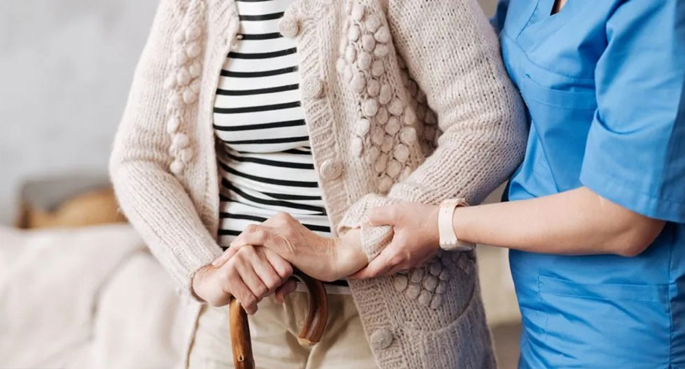 Elegir un geriátrico implica consentimiento, controles, responsabilidad y derechos