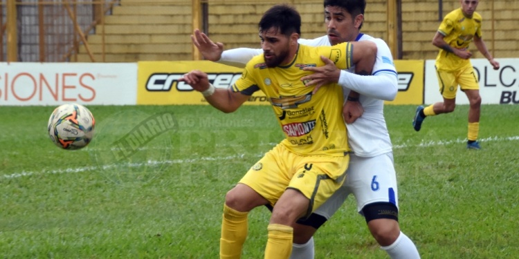 PODER OFENSIVO. Javier Peñaloza es uno de los delanteros que sumó Mitre. Ya lo enfrentó el año pasado con Crucero.