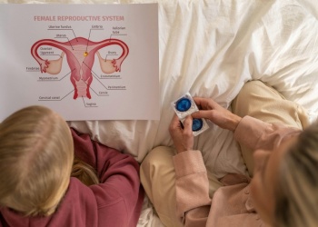 Dolor menstrual: un síntoma silenciado que atrasa diagnósticos en la adolescencia