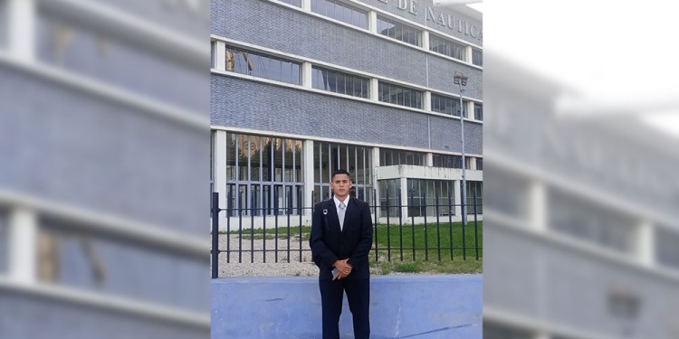 INGRESO. En noviembre viajó para rendir el examen, tras meses de preparación.